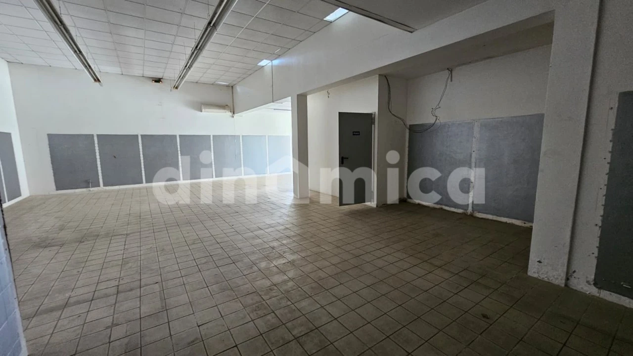 Armazém para Arrendamento em Joane Foto 23