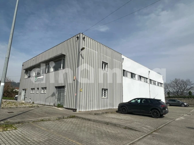 Armazém para Arrendamento em Joane Foto 1