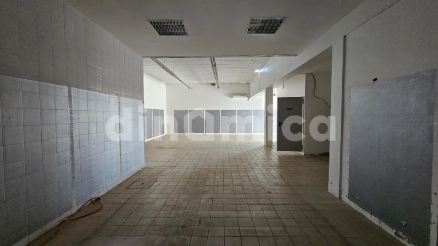 Armazém para Arrendamento em Joane Foto 26