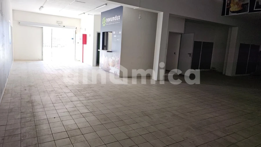 Armazém para Arrendamento em Joane Foto 28