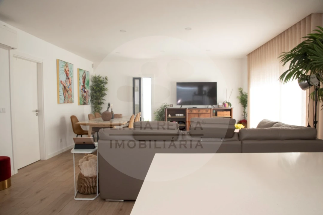 Moradia T3 para Venda em Charneca de Caparica e Sobreda Foto 5