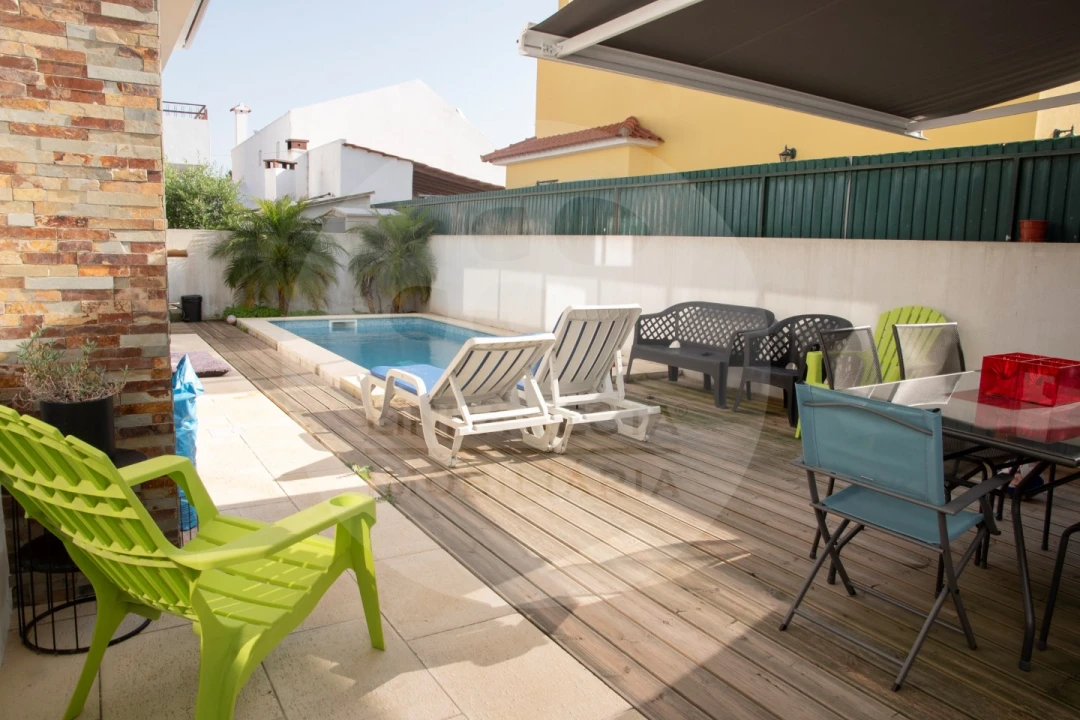 Moradia T3 para Venda em Charneca de Caparica e Sobreda Foto 50