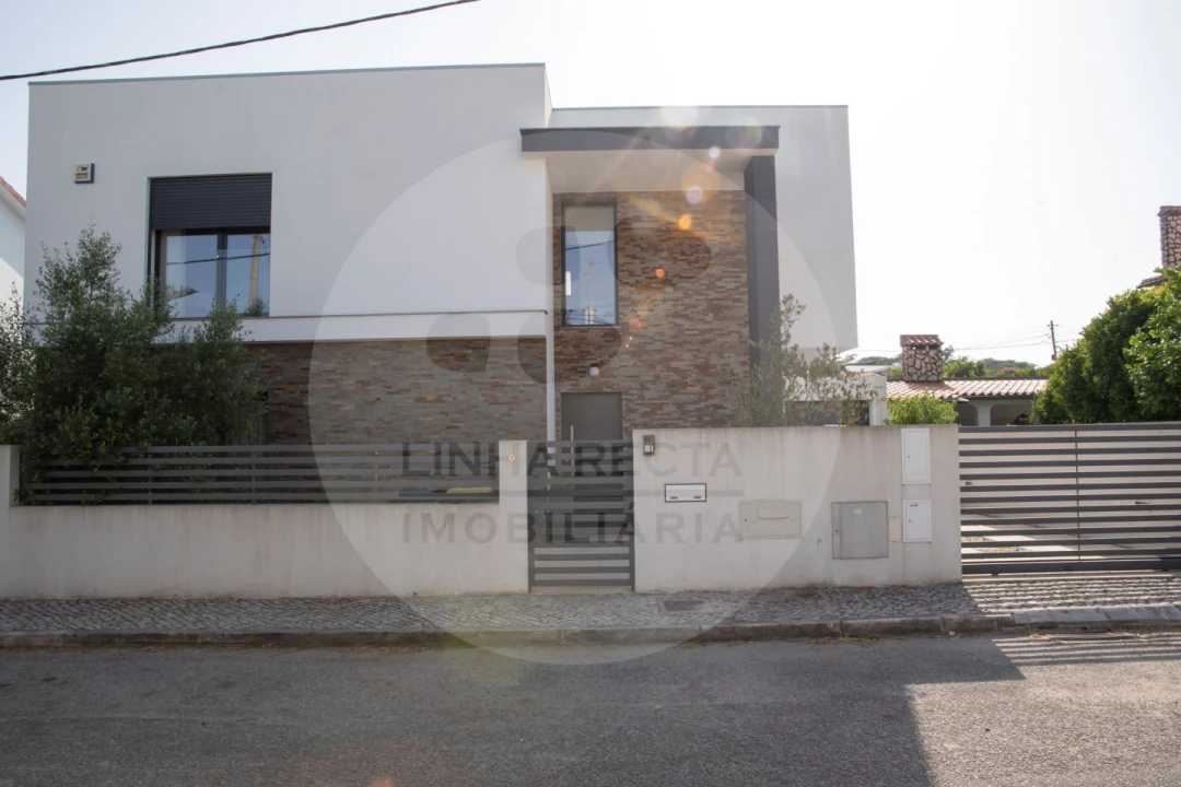 Moradia T3 para Venda em Charneca de Caparica e Sobreda Foto 51