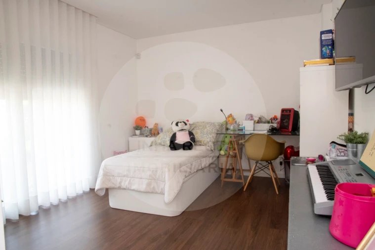 Moradia T3 para Venda em Charneca de Caparica e Sobreda Foto 19