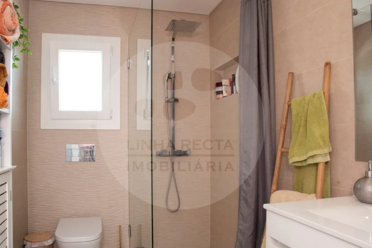 Moradia T3 para Venda em Charneca de Caparica e Sobreda Foto 29