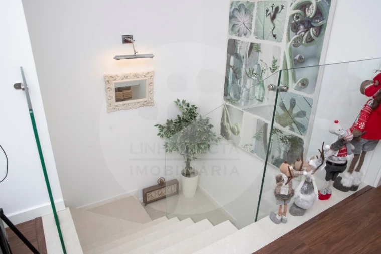 Moradia T3 para Venda em Charneca de Caparica e Sobreda Foto 34