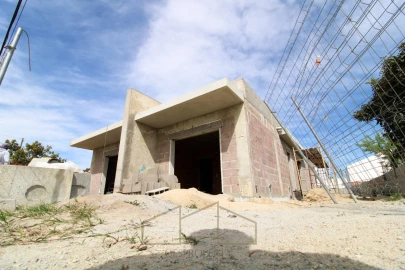 Moradia T4 para Venda em Fernao Ferro