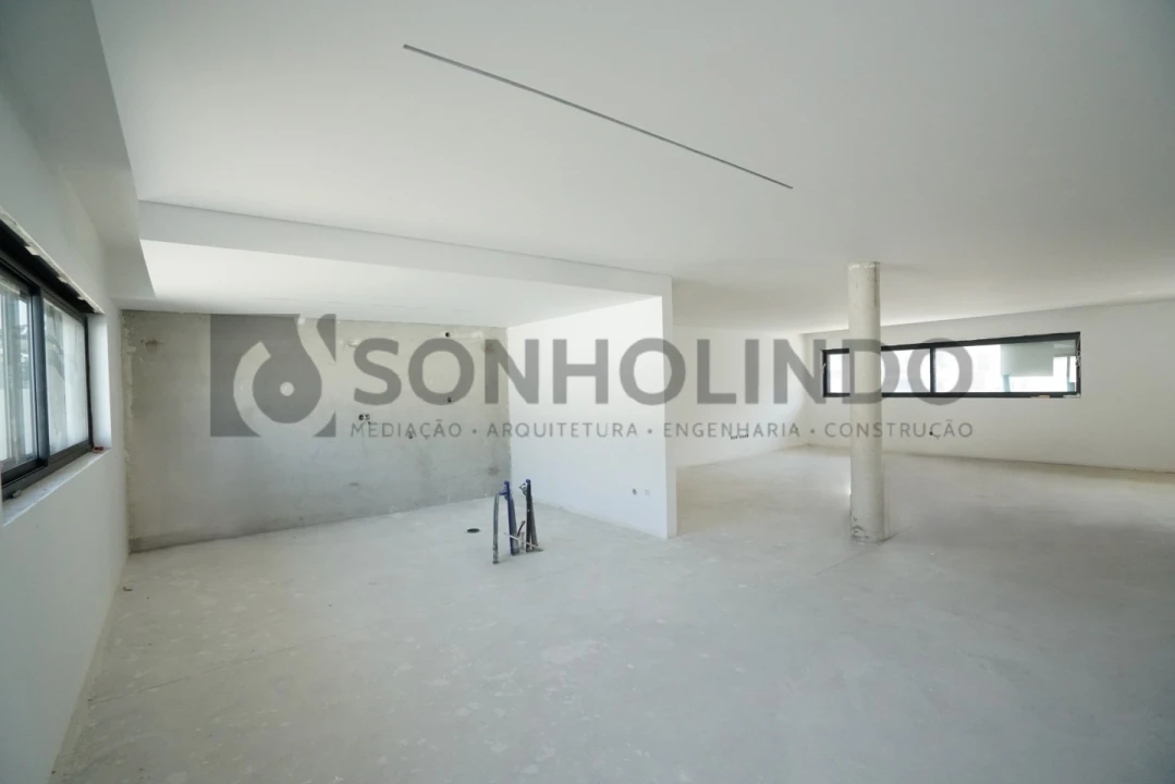 Moradia T3 para Venda em Cidade da Maia Foto 10