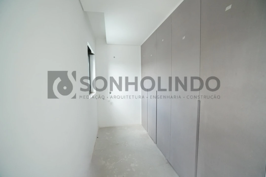 Moradia T3 para Venda em Cidade da Maia Foto 19