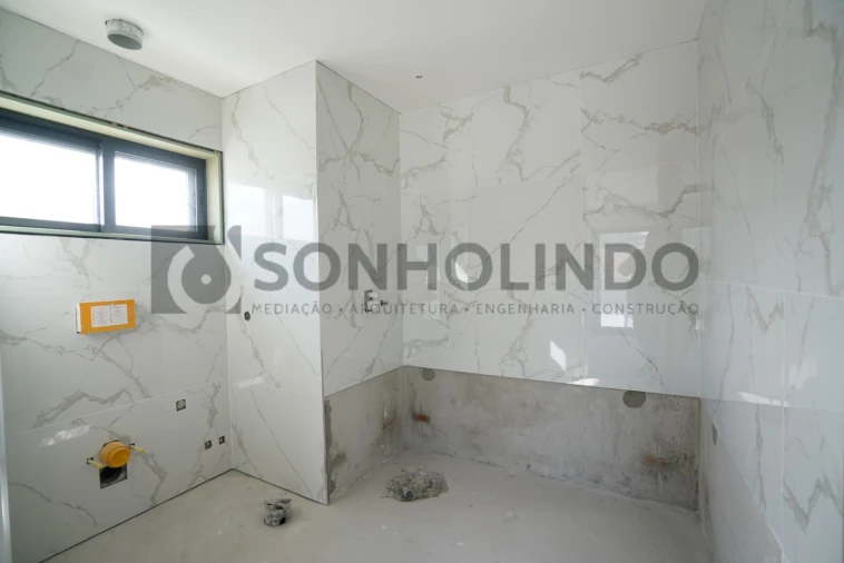 Moradia T3 para Venda em Cidade da Maia Foto 14