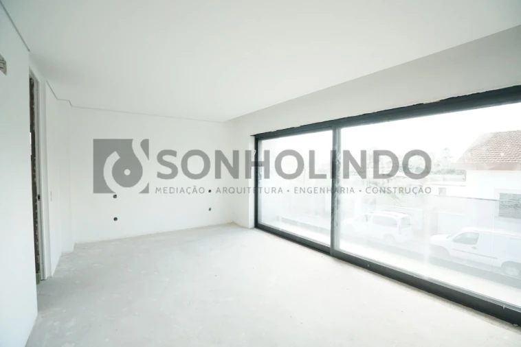 Moradia T3 para Venda em Cidade da Maia Foto 21