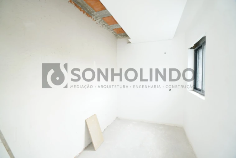 Moradia T3 para Venda em Cidade da Maia Foto 22