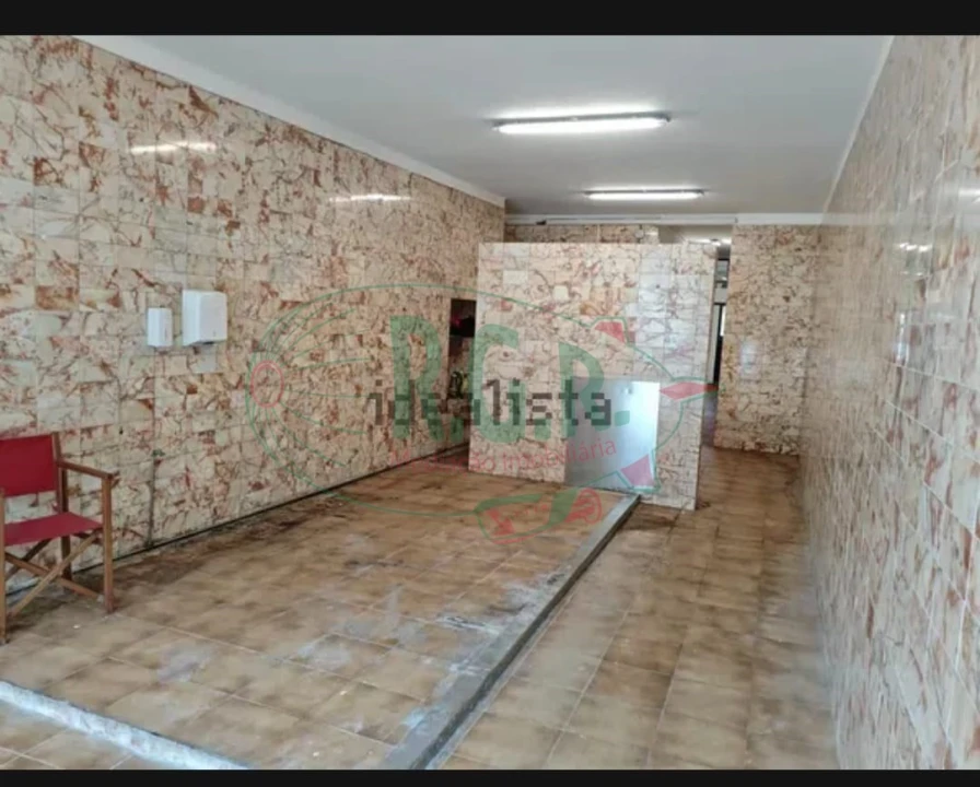 Loja para Arrendamento em Gondomar (São Cosme), Valbom e Jovim Foto 4