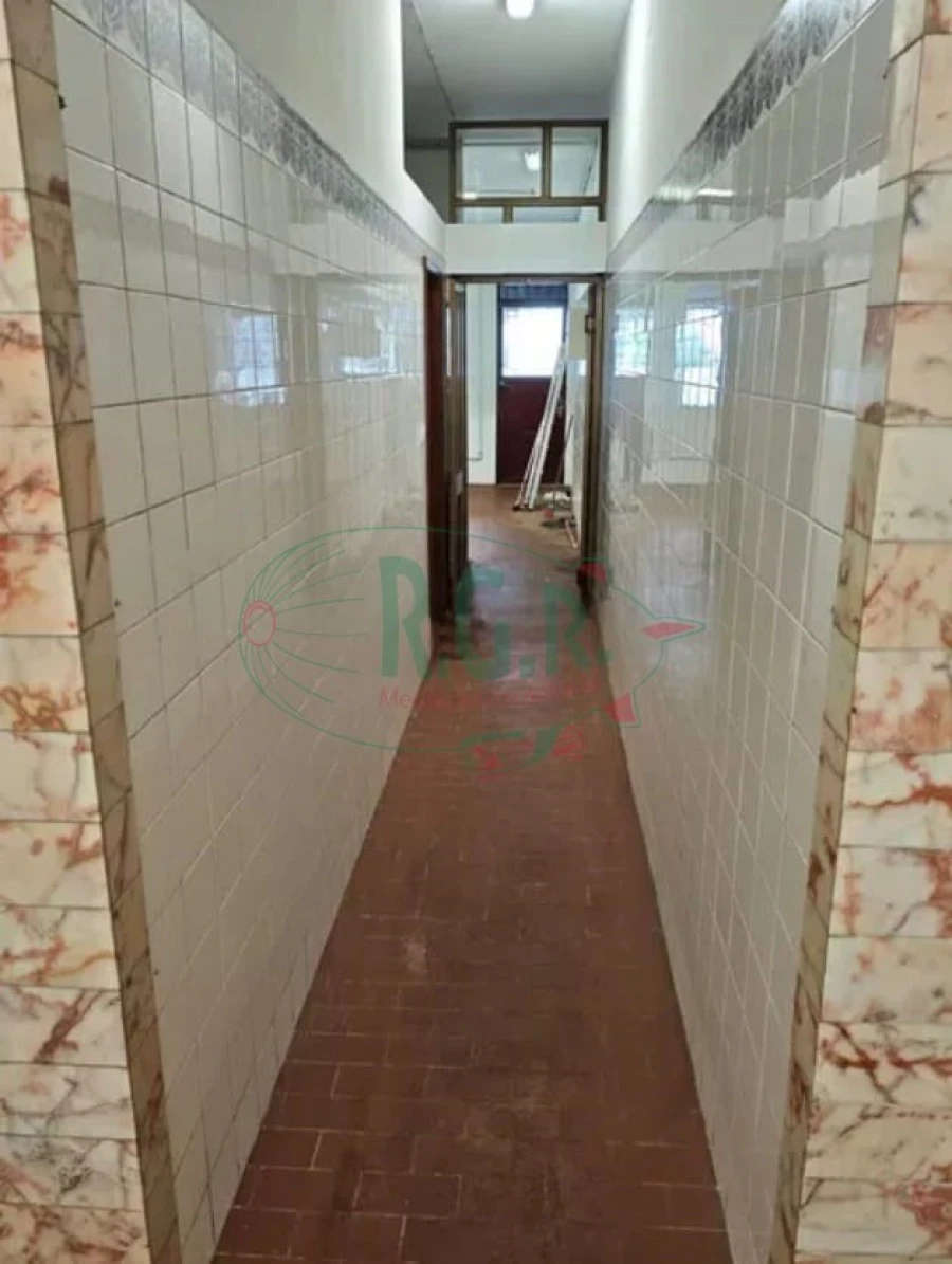 Loja para Arrendamento em Gondomar (São Cosme), Valbom e Jovim Foto 13