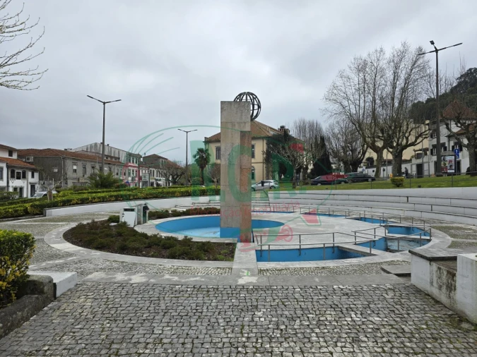 Loja para Arrendamento em Gondomar (São Cosme), Valbom e Jovim Foto 3
