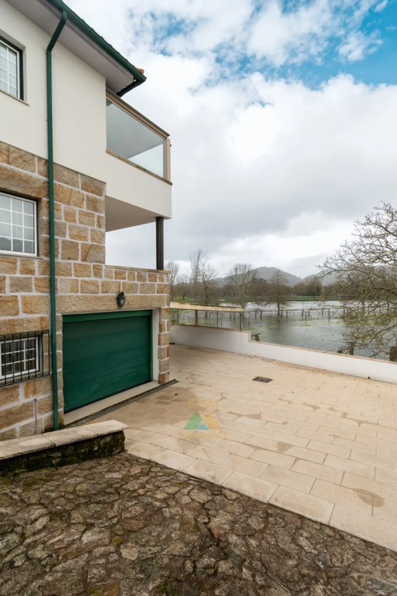 Moradia T5 para Venda em Ribeira Foto 54