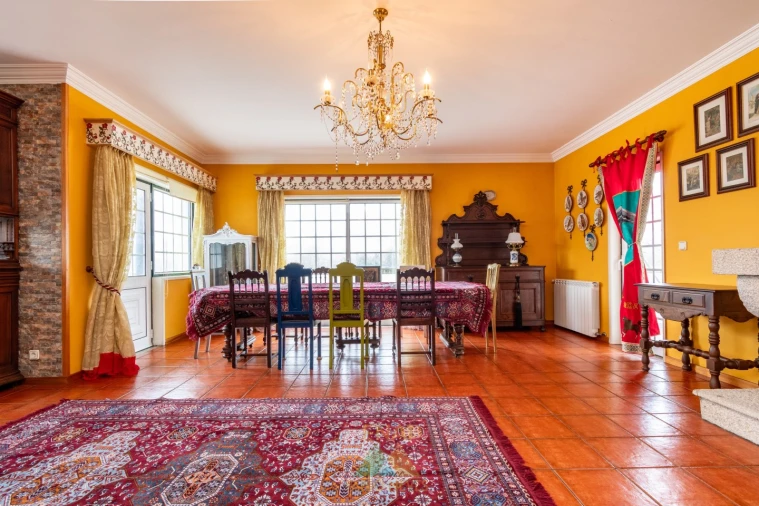 Moradia T5 para Venda em Ribeira Foto 10