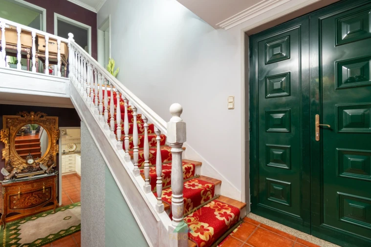 Moradia T5 para Venda em Ribeira Foto 29