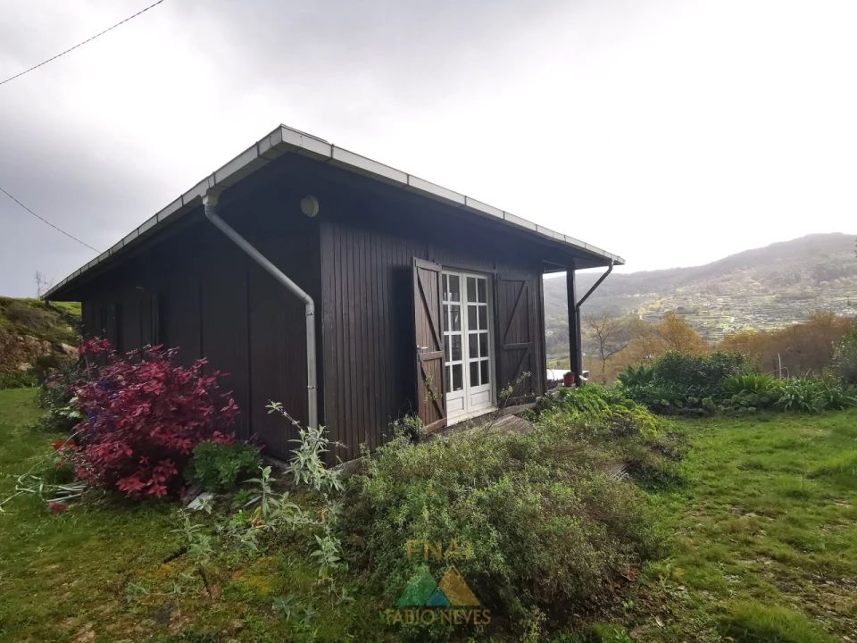 Moradia T2 para Venda em Gondufe Foto 3