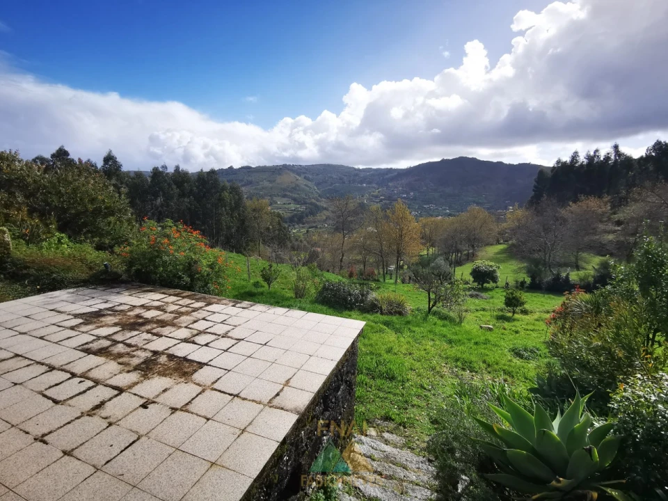 Moradia T2 para Venda em Gondufe Foto 10