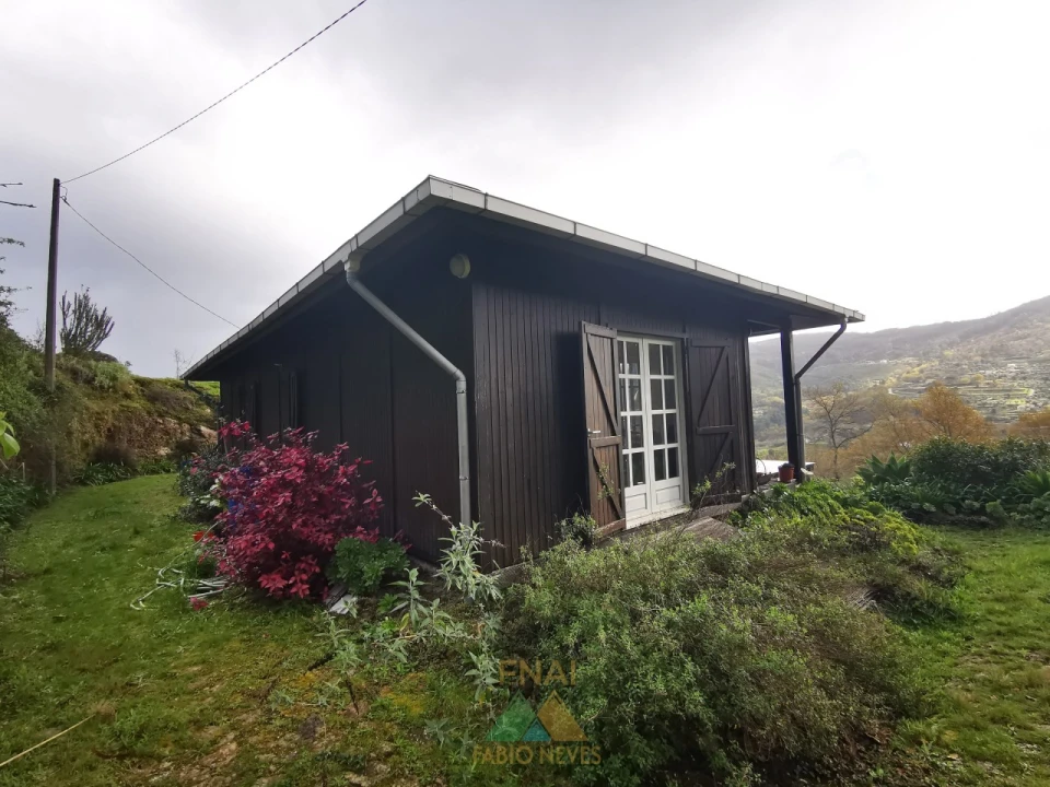 Moradia T2 para Venda em Gondufe Foto 8