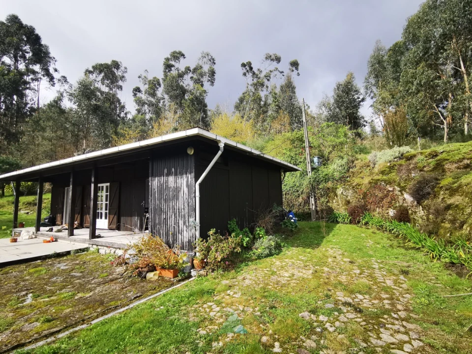 Moradia T2 para Venda em Gondufe Foto 18