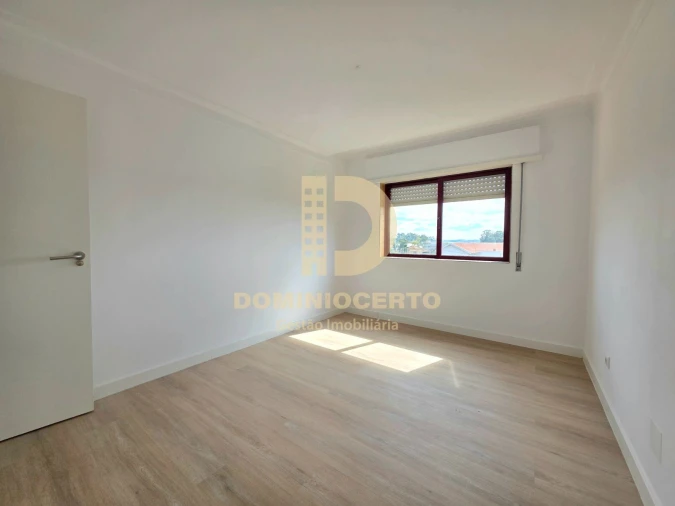 Apartamento T2 para Venda em Rio Tinto Foto 19