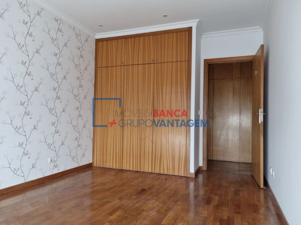 Apartamento T3 para Venda em Rio Tinto Foto 9