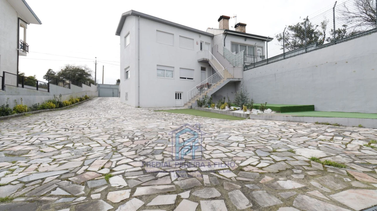 Apartamento T3 para Venda em Gondomar (São Cosme), Valbom e Jovim Foto 1