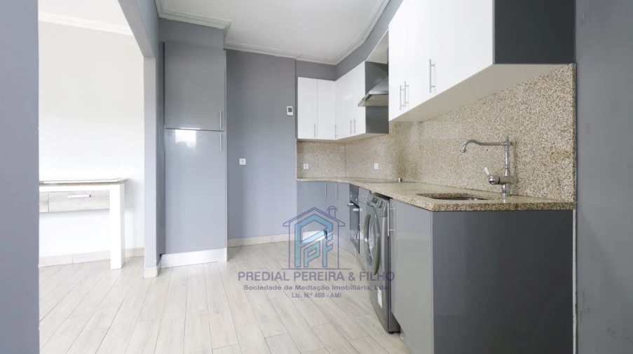 Apartamento T3 para Venda em Gondomar (São Cosme), Valbom e Jovim Foto 8