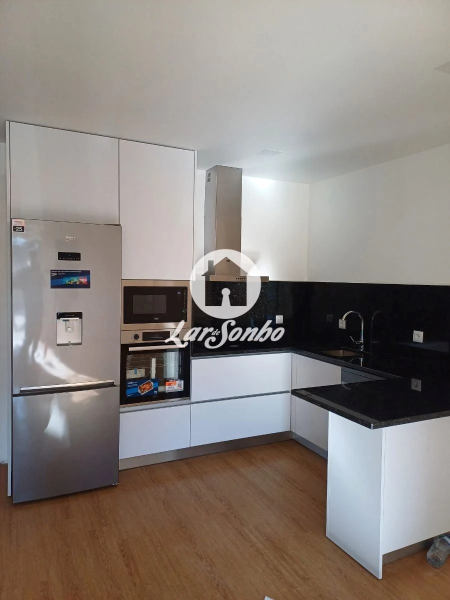 Apartamento T2 para Venda em Balugães