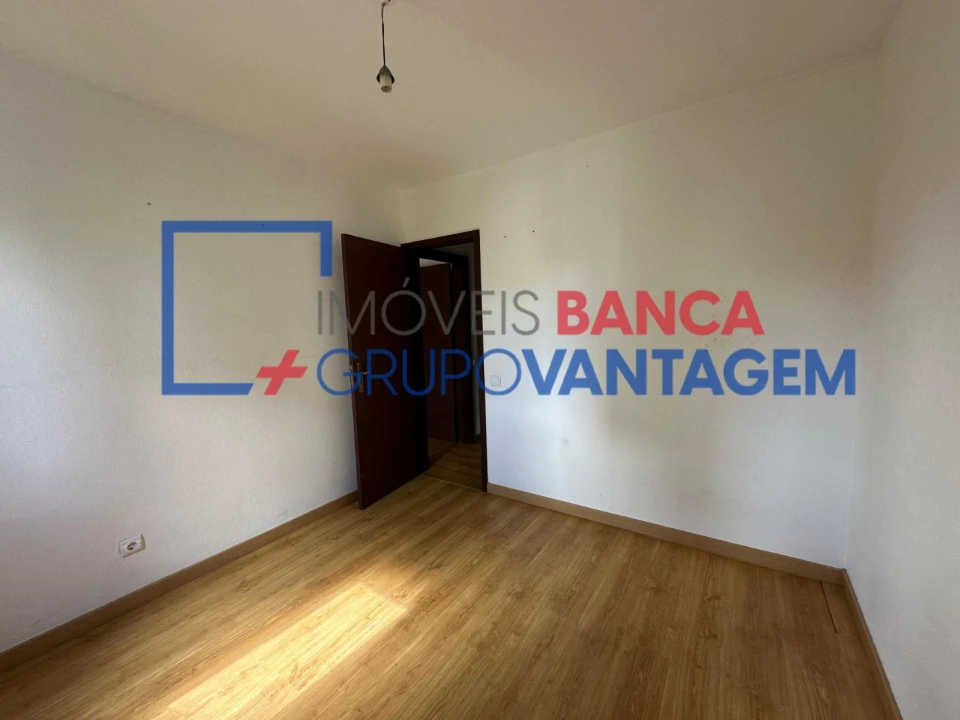 Apartamento T3 para Venda em Corroios Foto 10