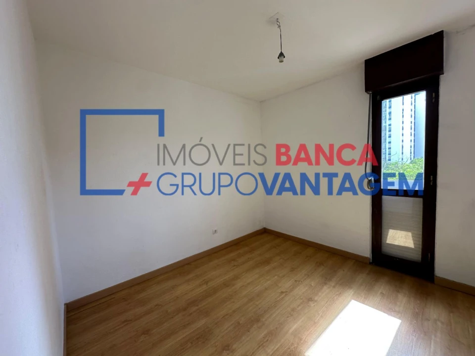 Apartamento T3 para Venda em Corroios Foto 13