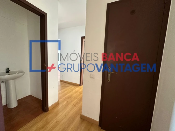 Apartamento T3 para Venda em Corroios Foto 9