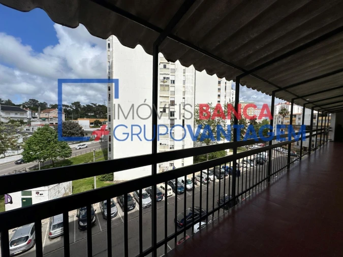 Apartamento T3 para Venda em Corroios Foto 16