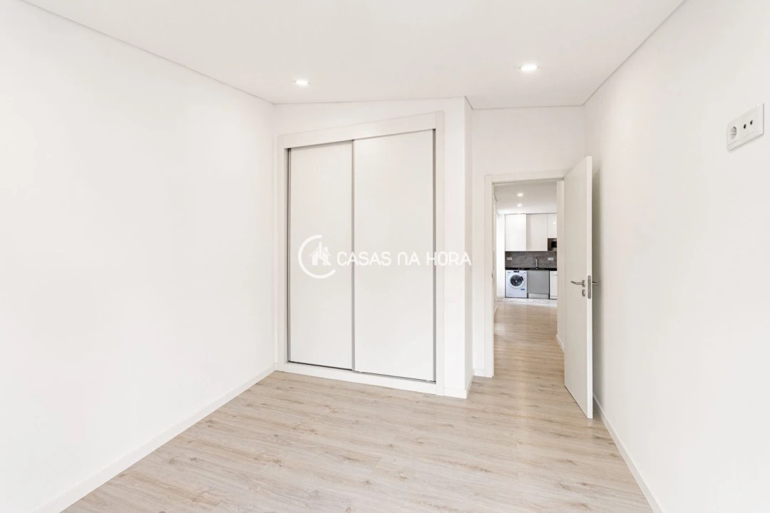 Apartamento T2 para Arrendamento em Oeiras e São Julião da Barra, Paço de Arcos e Caxias Foto 3