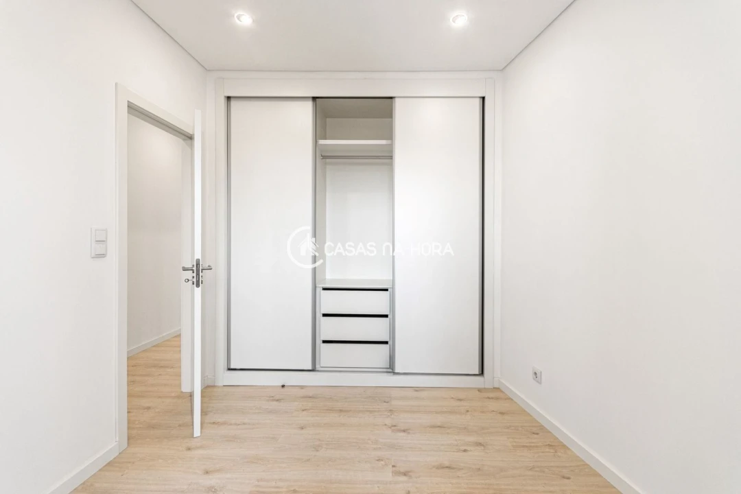 Apartamento T2 para Arrendamento em Oeiras e São Julião da Barra, Paço de Arcos e Caxias Foto 8