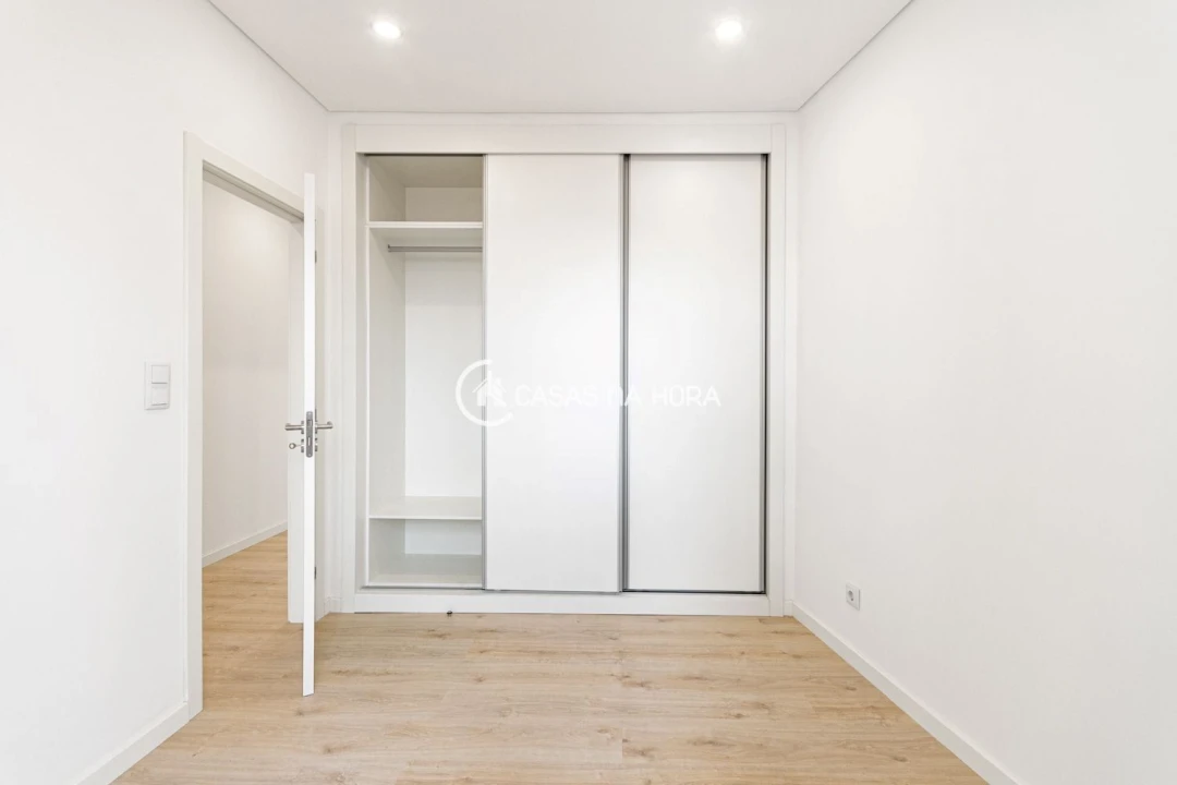 Apartamento T2 para Arrendamento em Oeiras e São Julião da Barra, Paço de Arcos e Caxias Foto 10