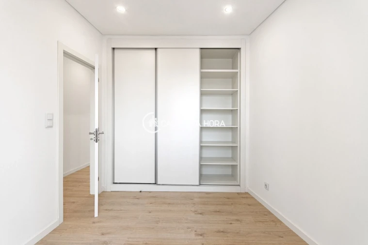 Apartamento T2 para Arrendamento em Oeiras e São Julião da Barra, Paço de Arcos e Caxias Foto 9