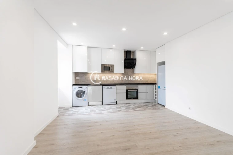 Apartamento T2 para Arrendamento em Oeiras e São Julião da Barra, Paço de Arcos e Caxias Foto 13