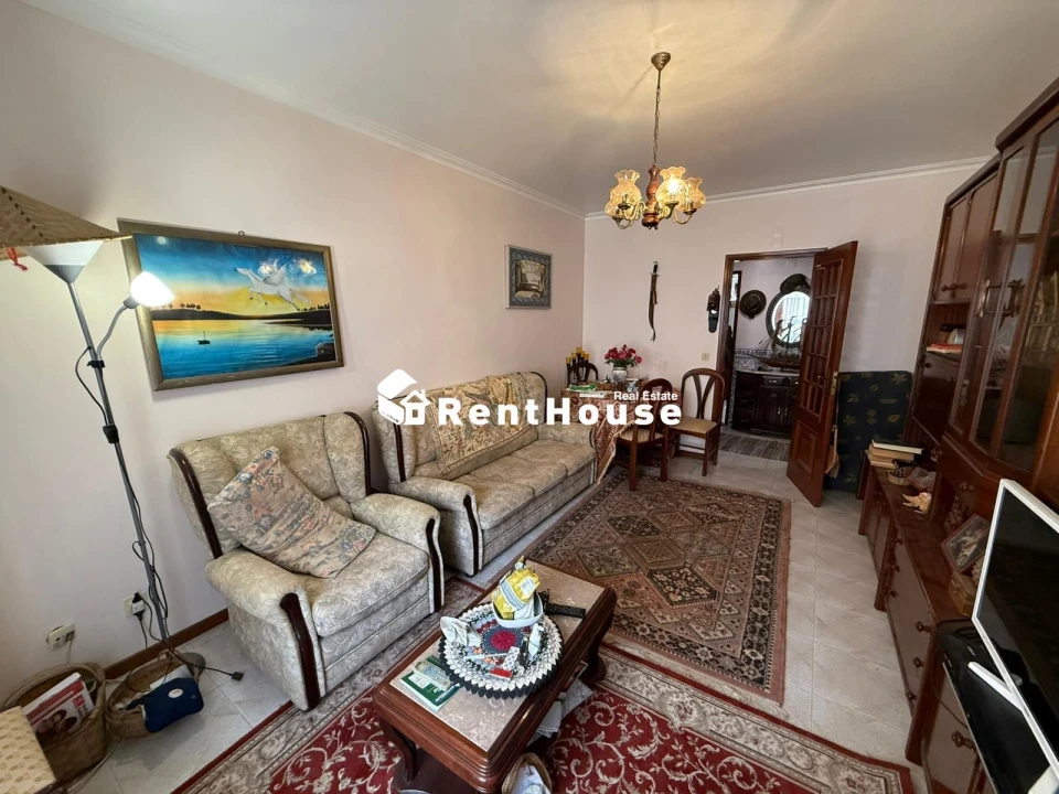 Apartamento T2 para Venda em Buarcos Foto 4