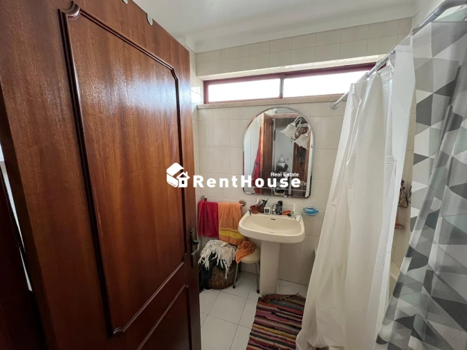 Apartamento T2 para Venda em Buarcos Foto 13