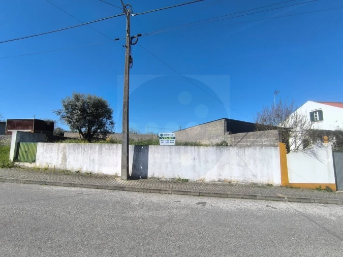 Terreno para Venda em Tramagal Foto 1