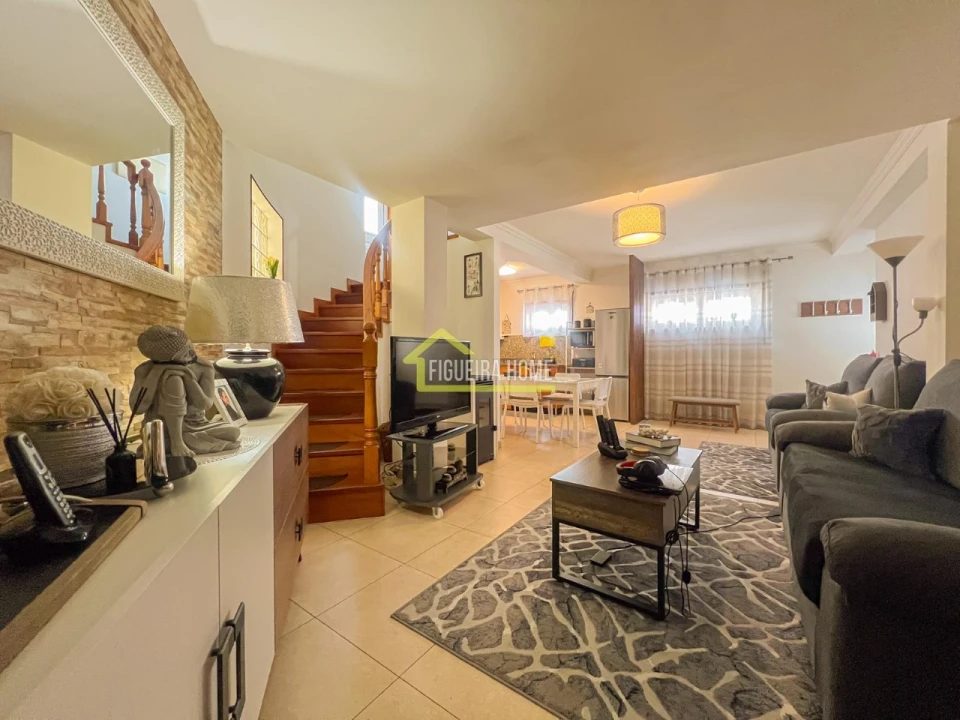 Moradia T3 para Venda em Buarcos Foto 2