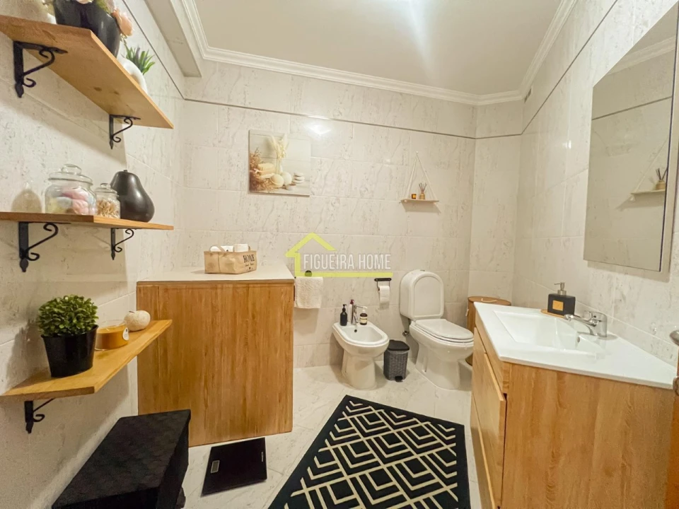 Moradia T3 para Venda em Buarcos Foto 12