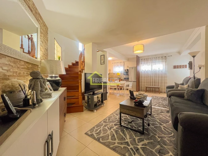 Moradia T3 para Venda em Buarcos Foto 2