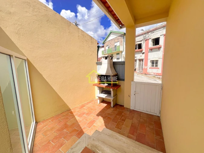 Moradia T3 para Venda em Buarcos Foto 9