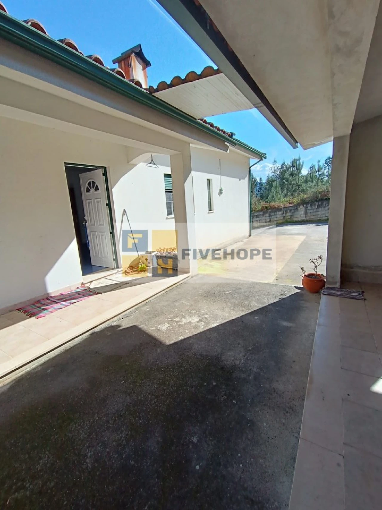 Moradia T3 para Venda em Serpins Foto 19