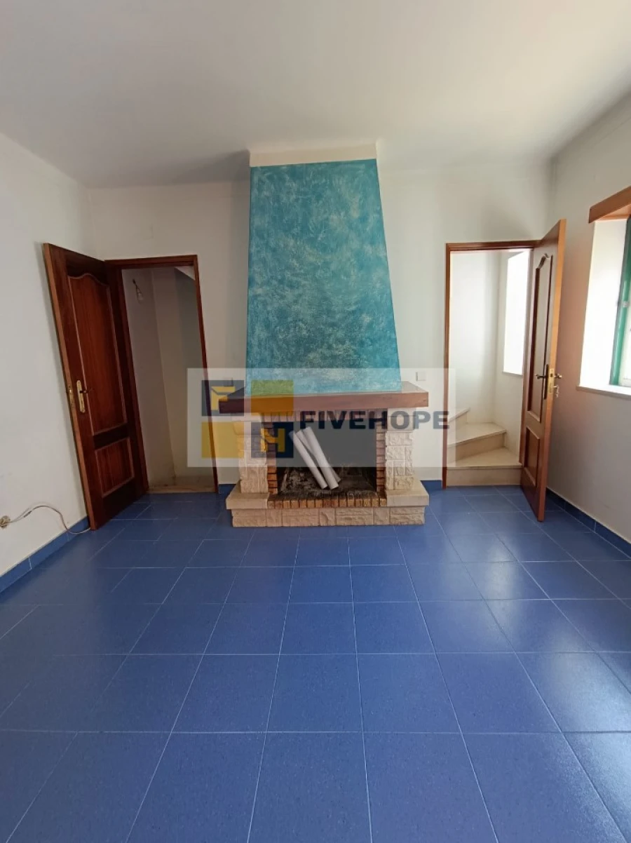 Moradia T3 para Venda em Serpins Foto 4