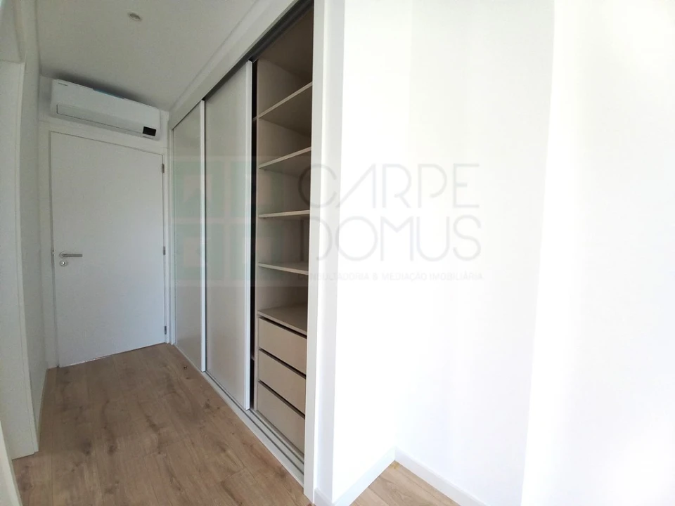 Apartamento T4 para Venda em Tavira (Santa Maria e Santiago) Foto 14
